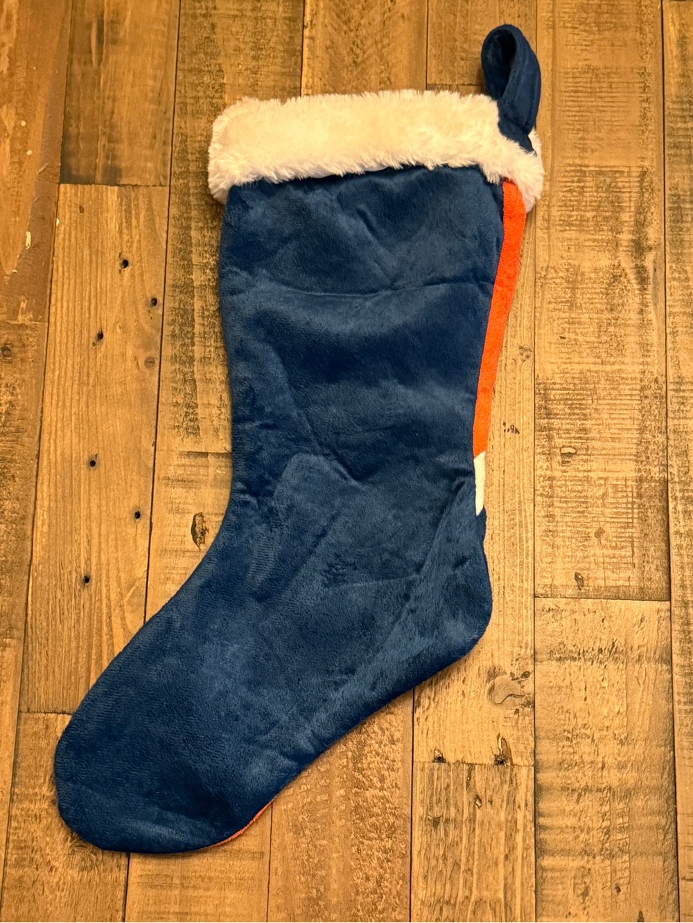 Auburn Tigers Christmas Stocking – Plush Holiday Mantle Décor – NCAA Licensed - Picture 2 of 6